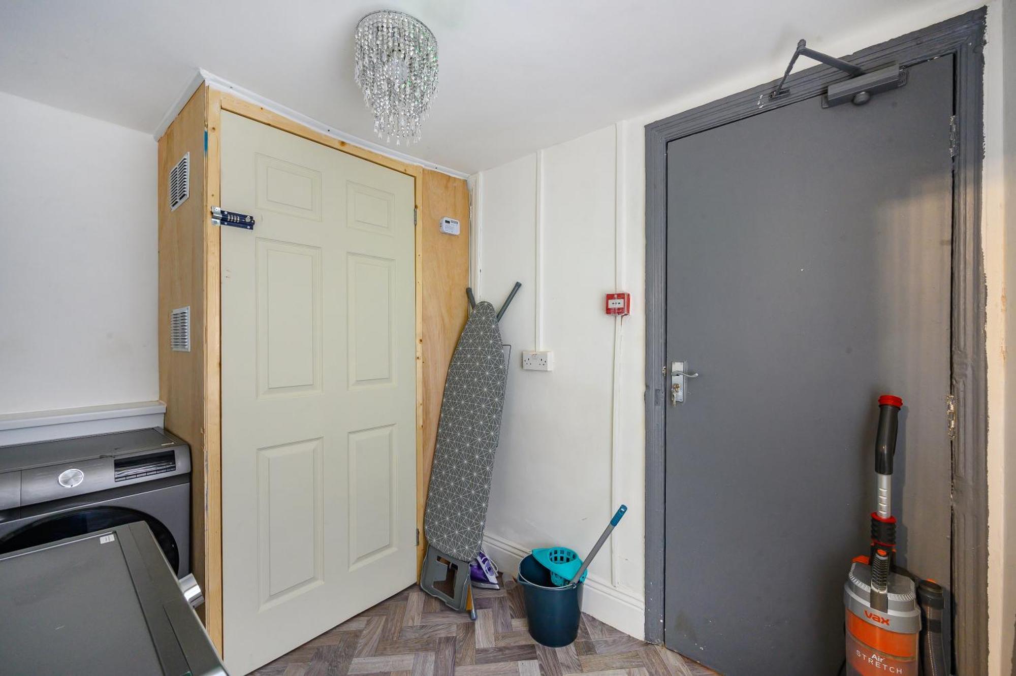 -rc7h- For Your Relaxed & Cosy Free Parking Leeds (West Yorkshire)